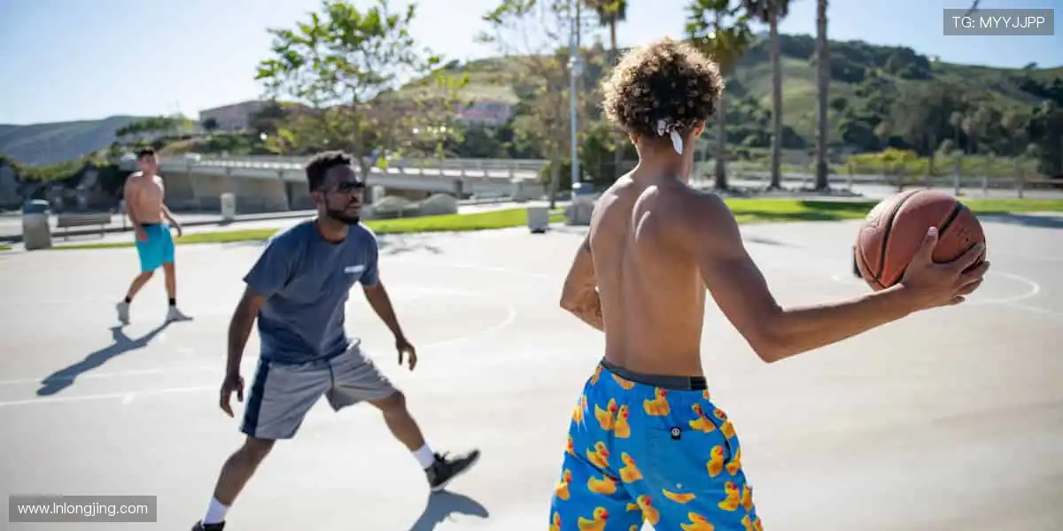 🏀 指尖轻点，高清直播让你身临其境！📱